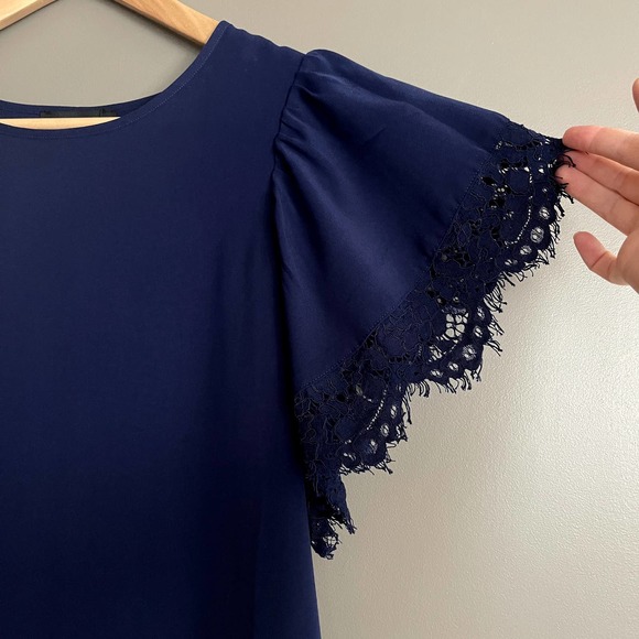 NWT Sugar + Lips Camilia Crochet Trim Dress Navy Blue Size XS‎ Lace Sleeve Shift - Picture 6 of 11